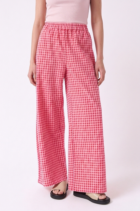 Pantalon en coton bio et polyester recyclé | vichy rouge rose "Crush pants - vichy red pink" - AMT Studio