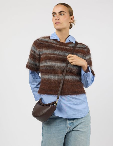 Sac à en cuir certifié | chocolate "leo mini - chocolate soft grain (twisted handle)" - O My Bag