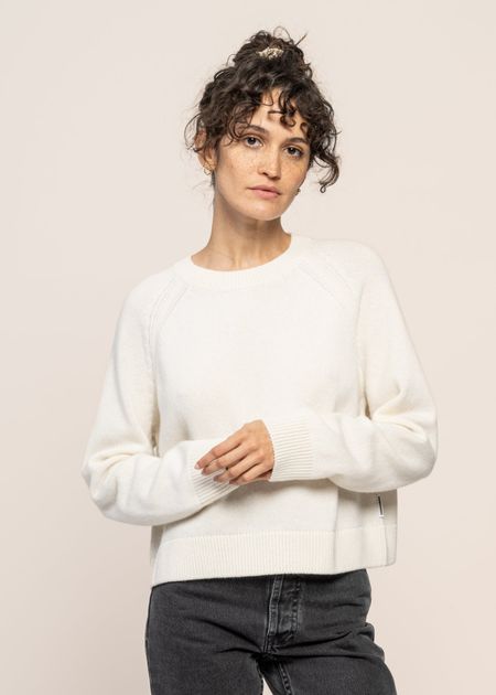 Pull en laine bio et recyclée | écry "diliriaa reglana oatmilk"
