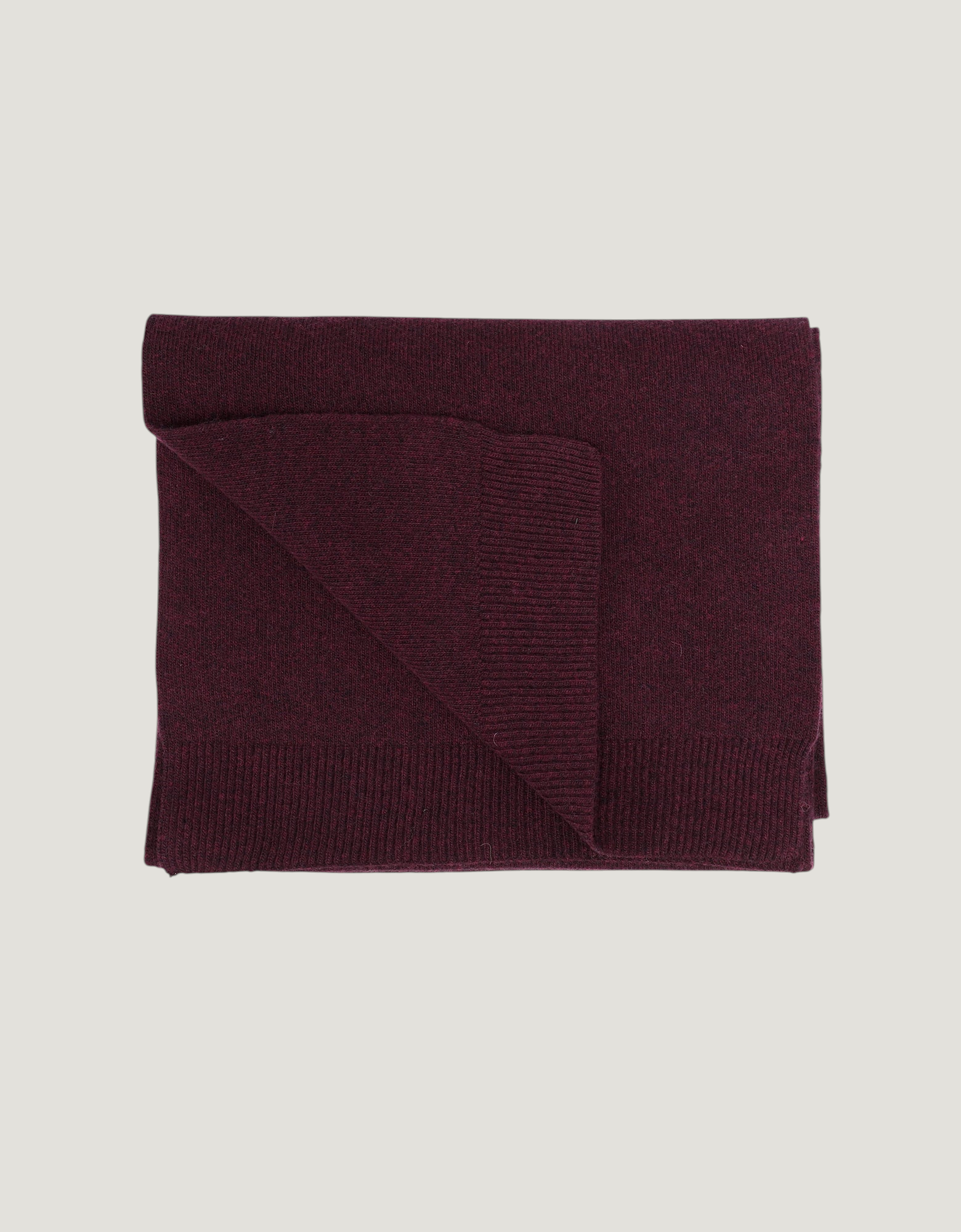 Écharpe en laine mérinos recyclée | bordeaux "Merino wool scarf - oxblood red", Colorful Standard, photo 2