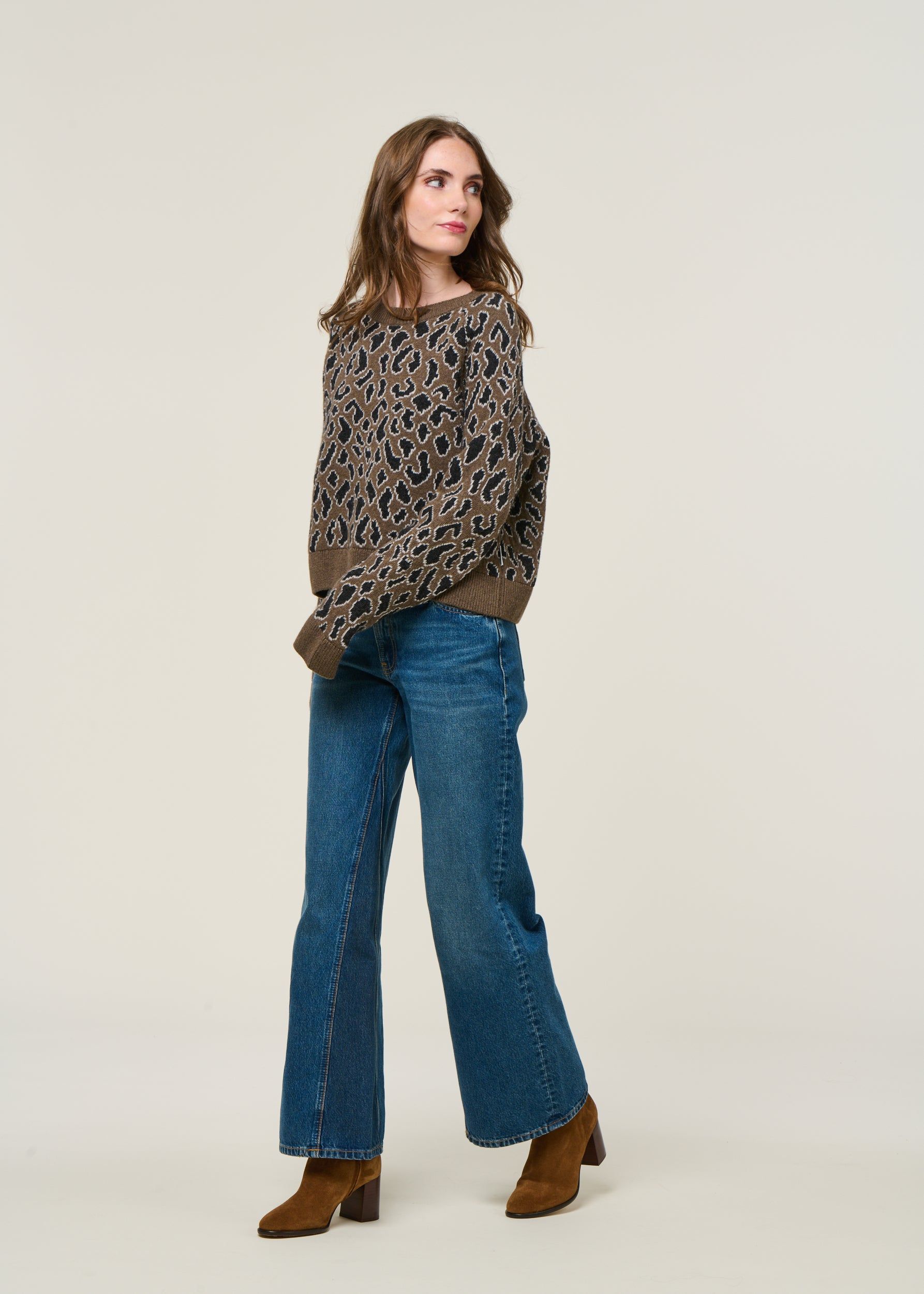 Pullover mit Leopardenmuster aus Wolle | Braun "diliriaa leopaa - walnut cream", Armedangels, Foto 6