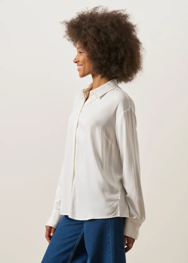 Blouse en viscose ecovero | blanc "larisaana longsleeve - off white", Armedangels