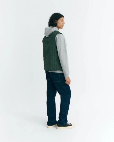 Veste matelassée sans manches en coton bio | vert "dark eucaliptus jon vest" - Thinking Mu