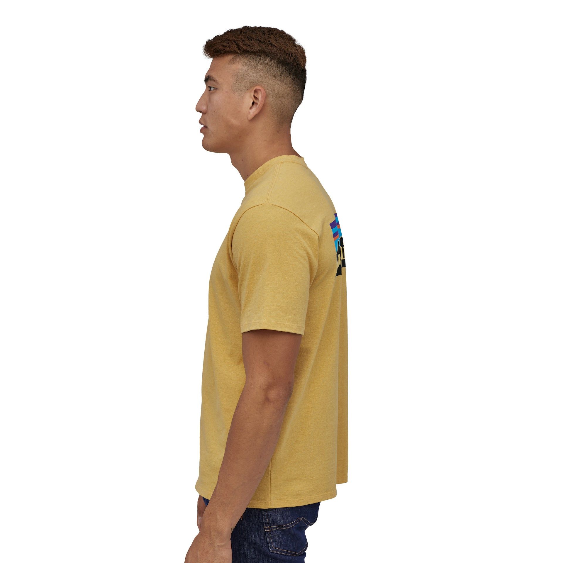 T-shirt jaune en recyclé - p-6 logo responsibili-tee - surfboard yellow, Patagonia, photo 3