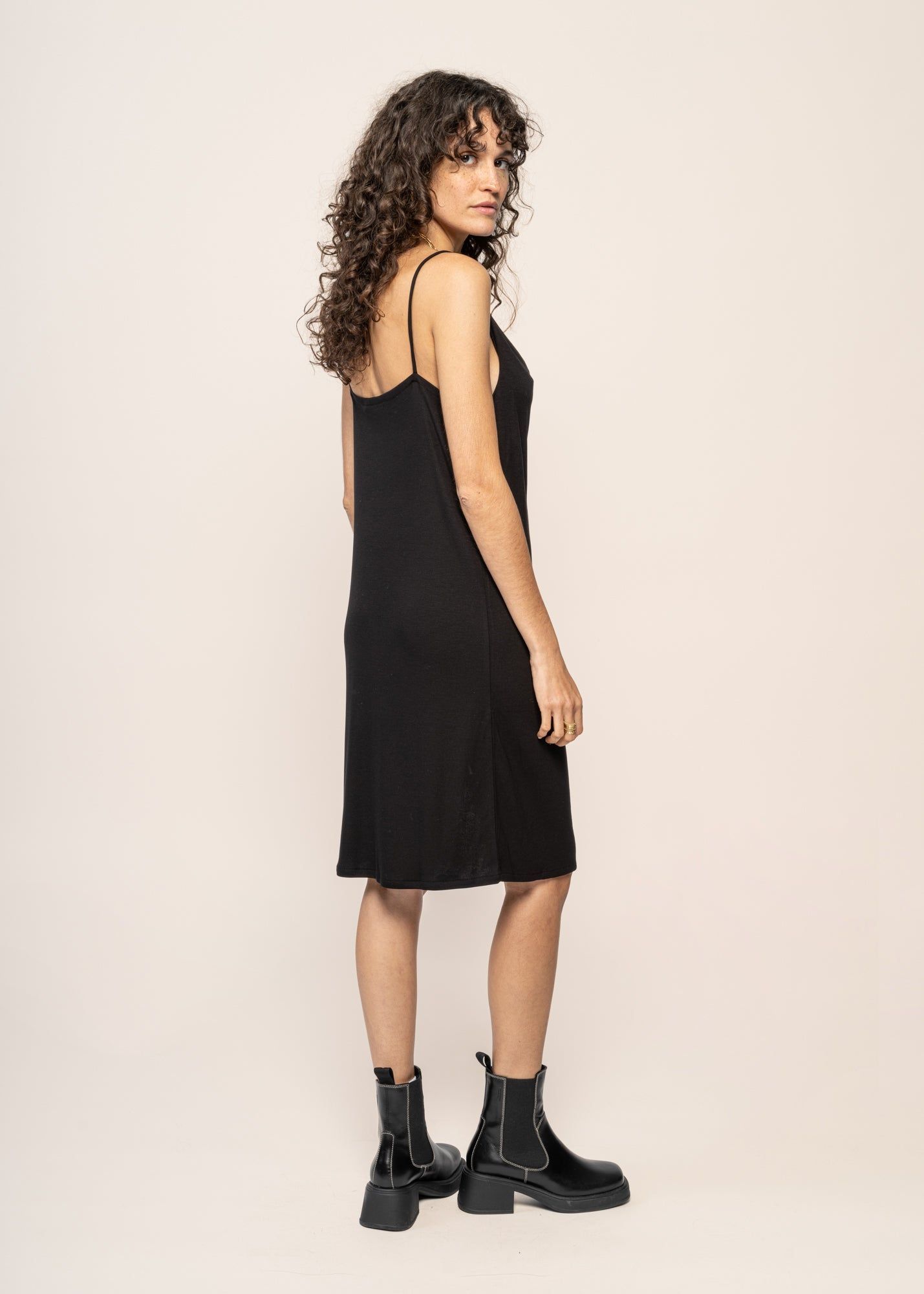Robe courte noire en tencel - mini dress helen black, Jan'n June, photo 2