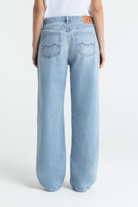 Jean large en coton bio | bleu délavé "joan blue reef super light used" - Kings of Indigo