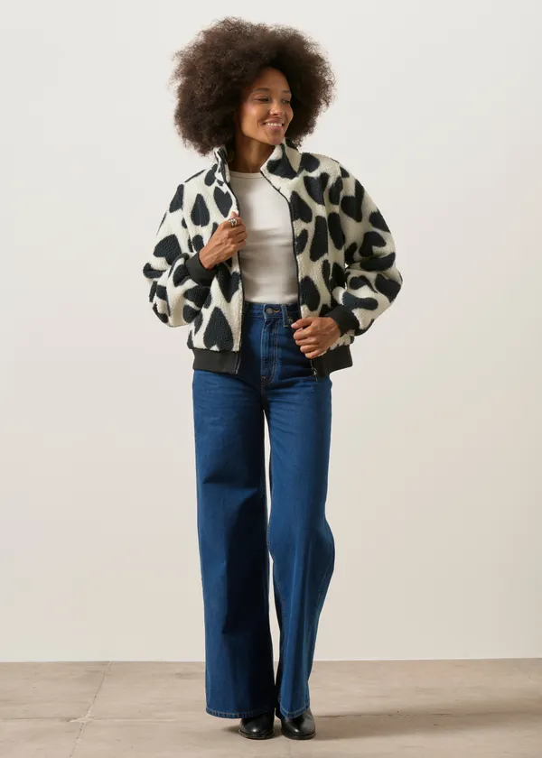 Veste sherpa à motifs en matière recyclée | blanc et noir "Cuddle cat bomber jacket amore - white", Mademoiselle Yéyé