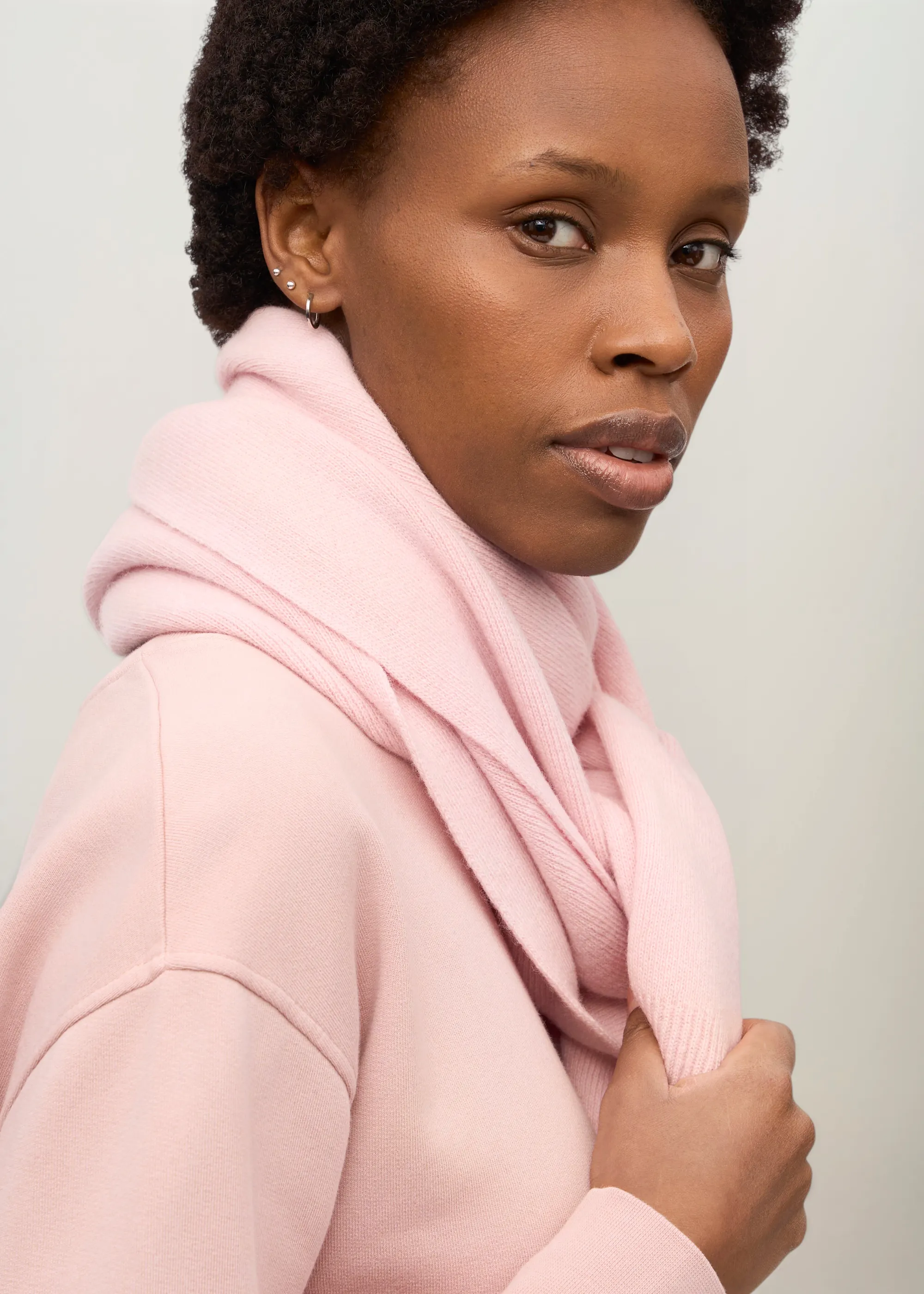 Écharpe en laine mérinos recyclée | rose "Merino wool scarf - faded pink", Colorful Standard, photo 1