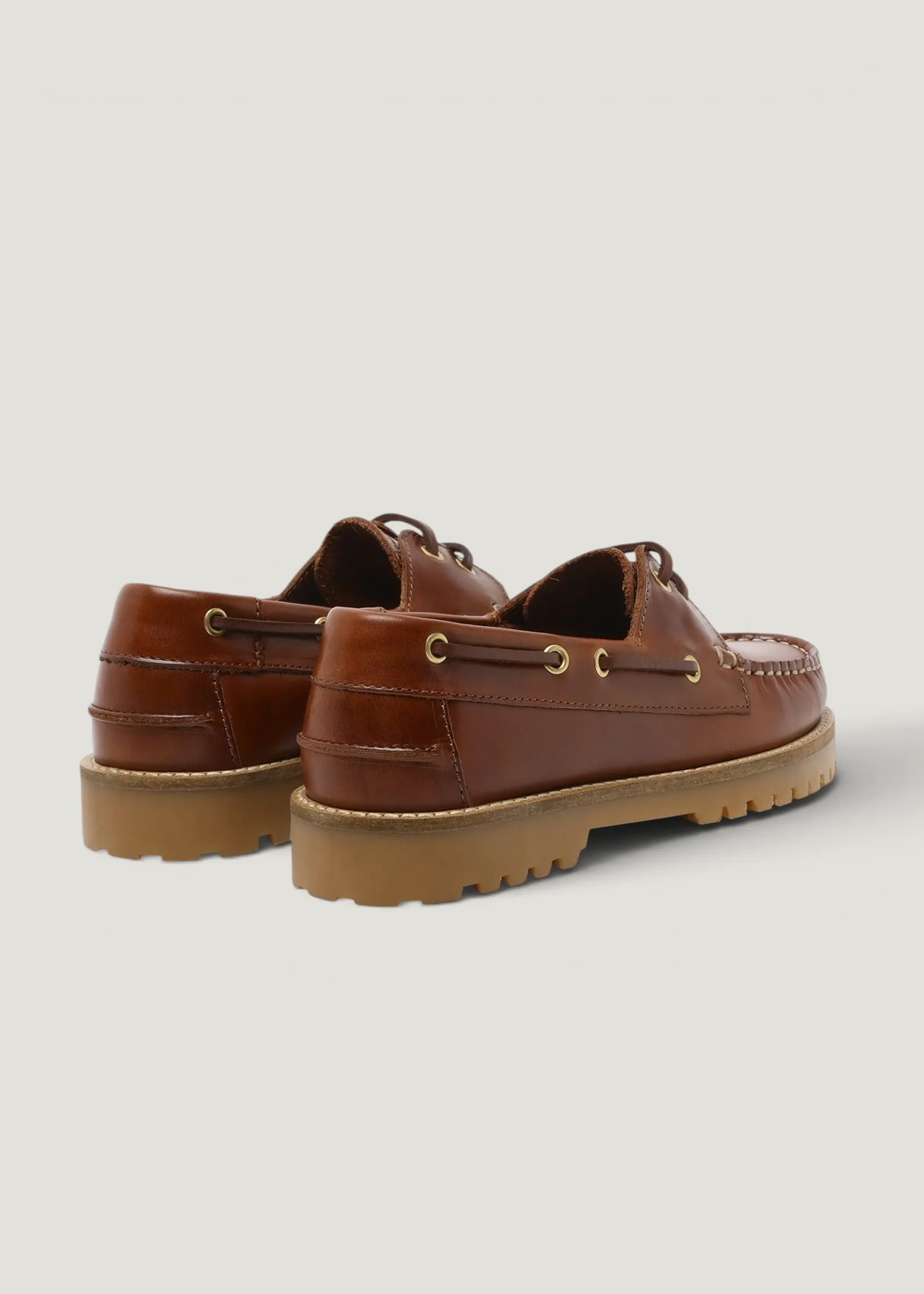 Chaussures bateau en cuir certifié | marron "ollie boat shoe - brown leather", Garment Project, photo 2