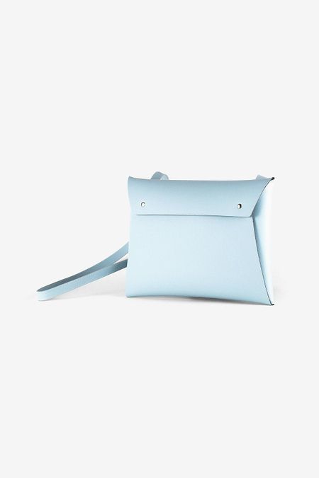 Sac pochette bleu ciel en cuir recyclé - crossbody organizer