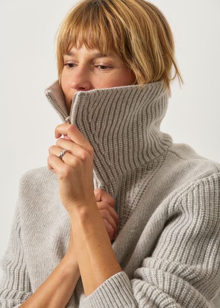 Pull zippé col en laine mérinos | gris "Grey tanit knitted sweater - grey" - Thinking Mu