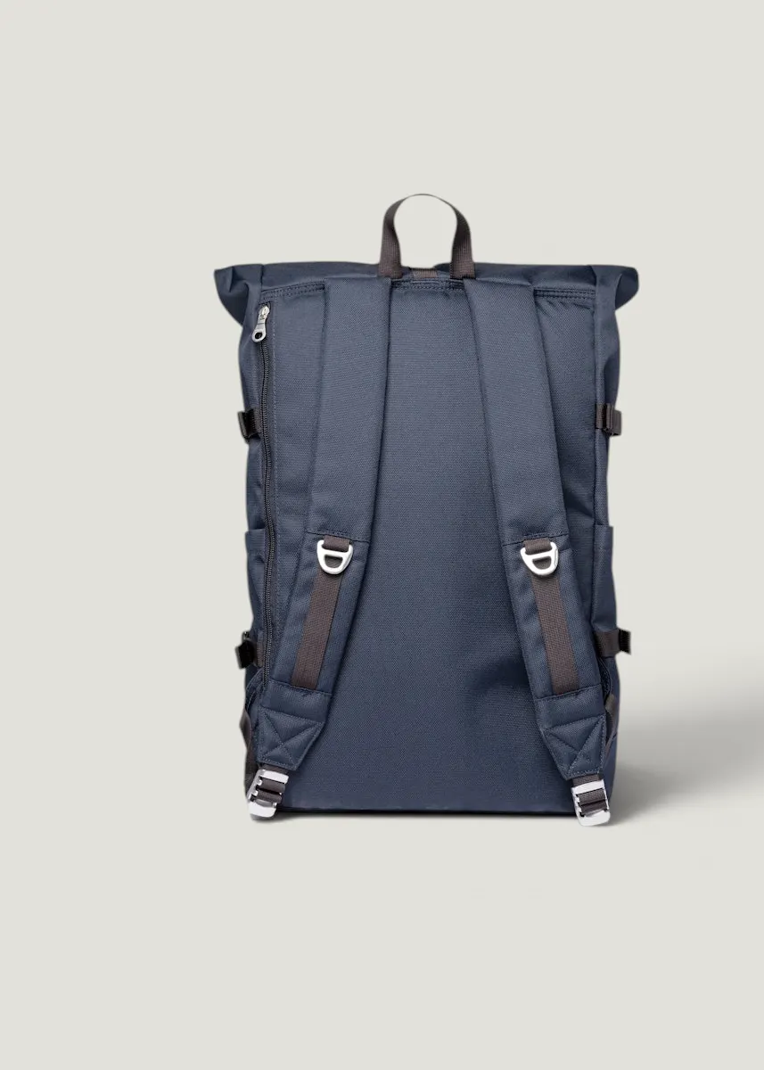 Sac à dos 26l en matières recyclées | bleu "icon rolltop backpack l - navy with black leather", Sandqvist, photo 3