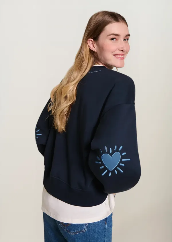Sweat oversize brodé en coton bio | bleu "cœur solaire bleu", émoi émoi