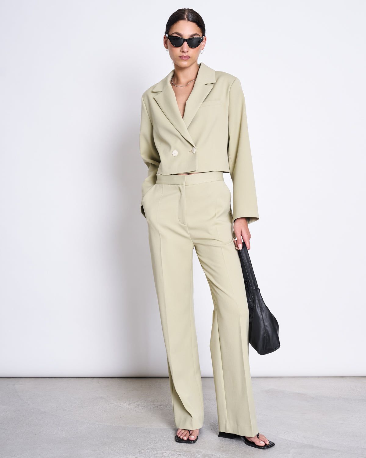 Kurzer Blazer aus recyceltem Material | Grün "tulia pistachio", Jan'n June, Foto 1
