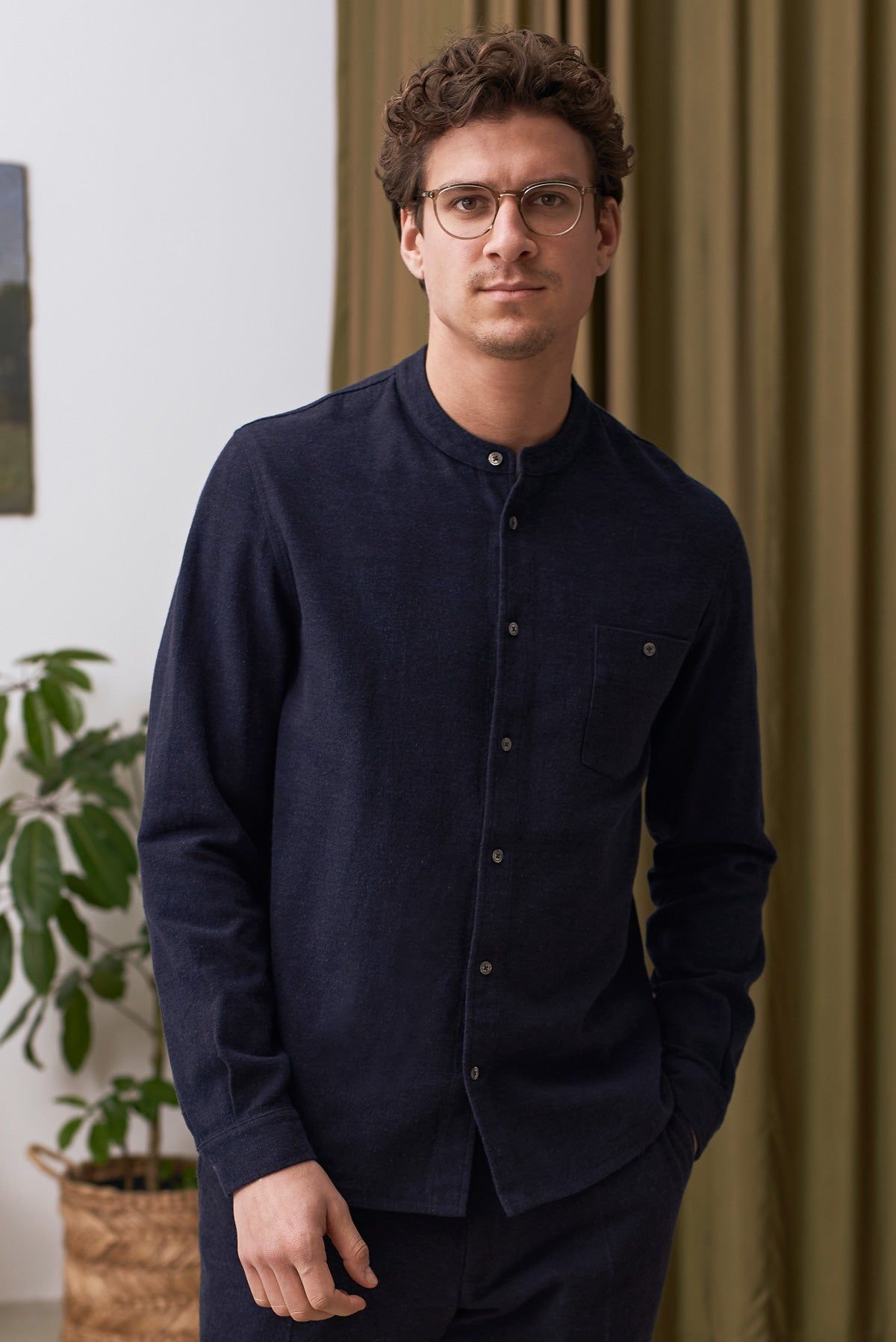Chemise droite col officier flanelle en coton bio | marine "nathan shirt - eco deep sea flannel", About Companions, photo 1