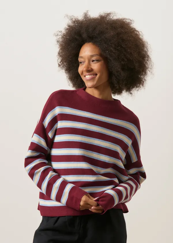 Pull tricot en coton bio | rayé "Merinaa striped knit sweater - velvet red-soft blue-oatmilk", Armedangels