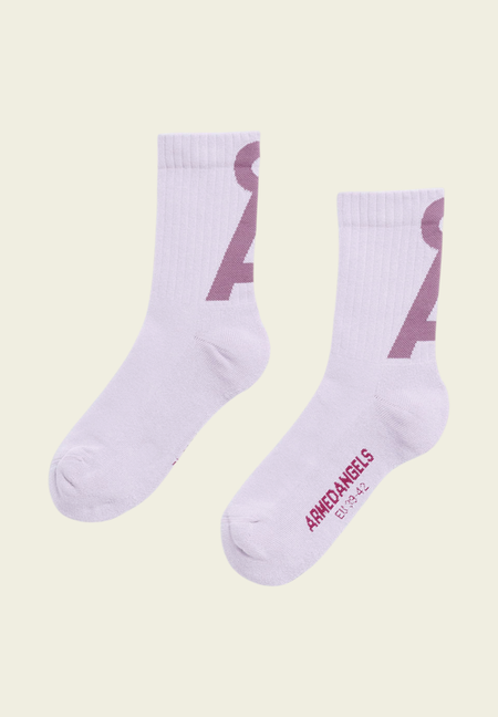 Chaussettes mi-hautes en coton biologique | violet "saamus short - soft lilac-sunset sky"