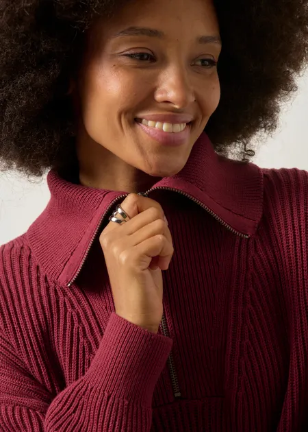 Pull camionneur en coton bio | bordeaux "Vanisé rib knit troyer - velvet red" - Armedangels