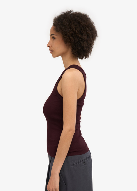 Débardeur en coton bio | bordeaux "organic rib tank top - oxblood red" - Colorful Standard