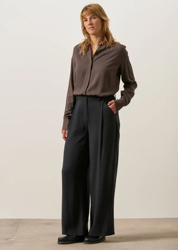 Pantalon ample à pinces en tencel | noir "Black molly pants", Thinking Mu