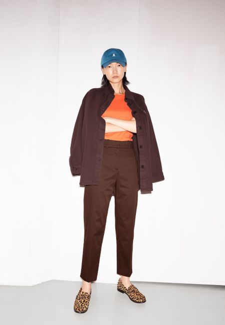 Bundfaltenhose aus Bio-Baumwolle | Braun "warmaar deep brown", Armedangels, Foto 5