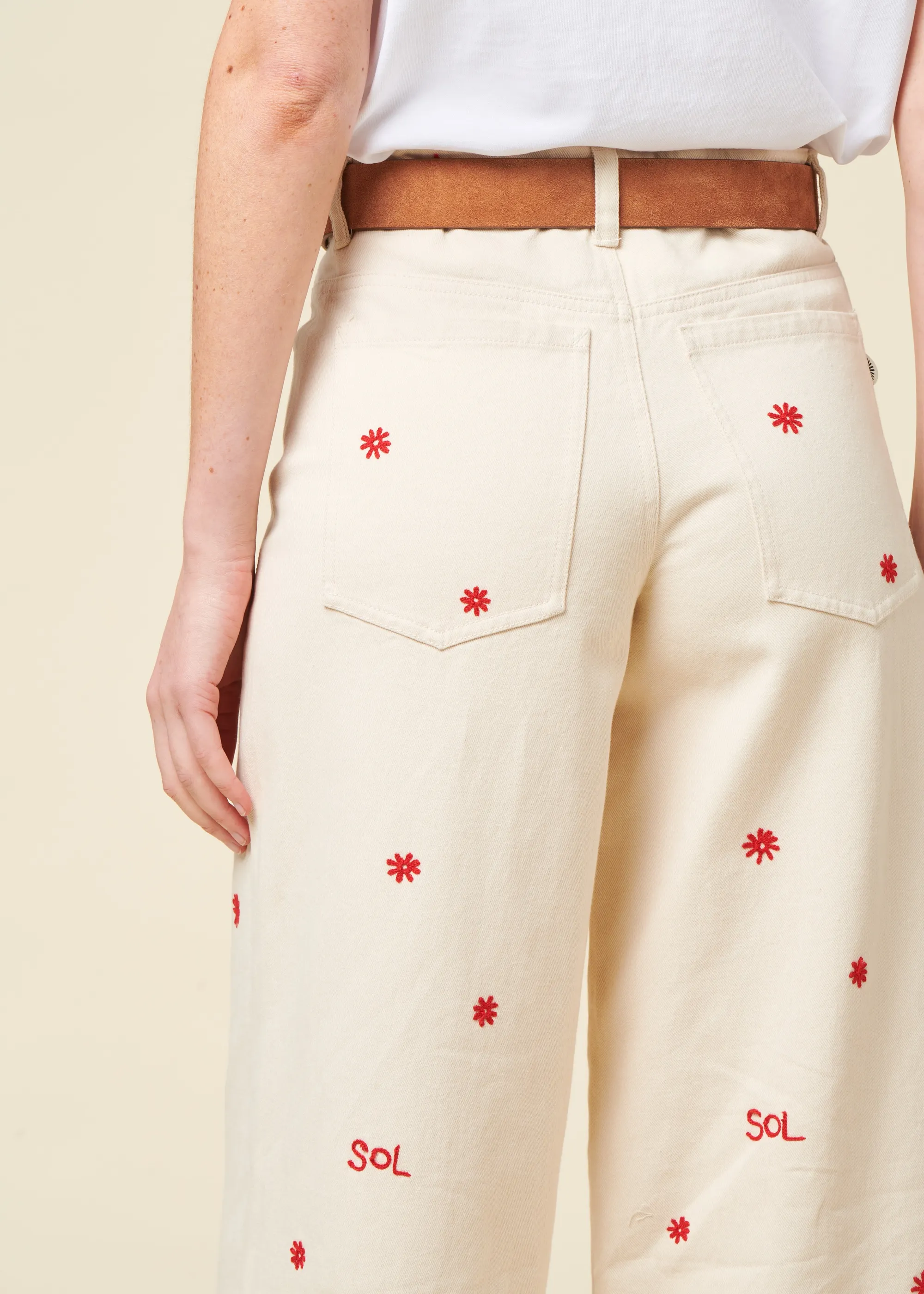 Jean ample en coton bio | écru "sol chain hedda pants", Thinking Mu, photo 2