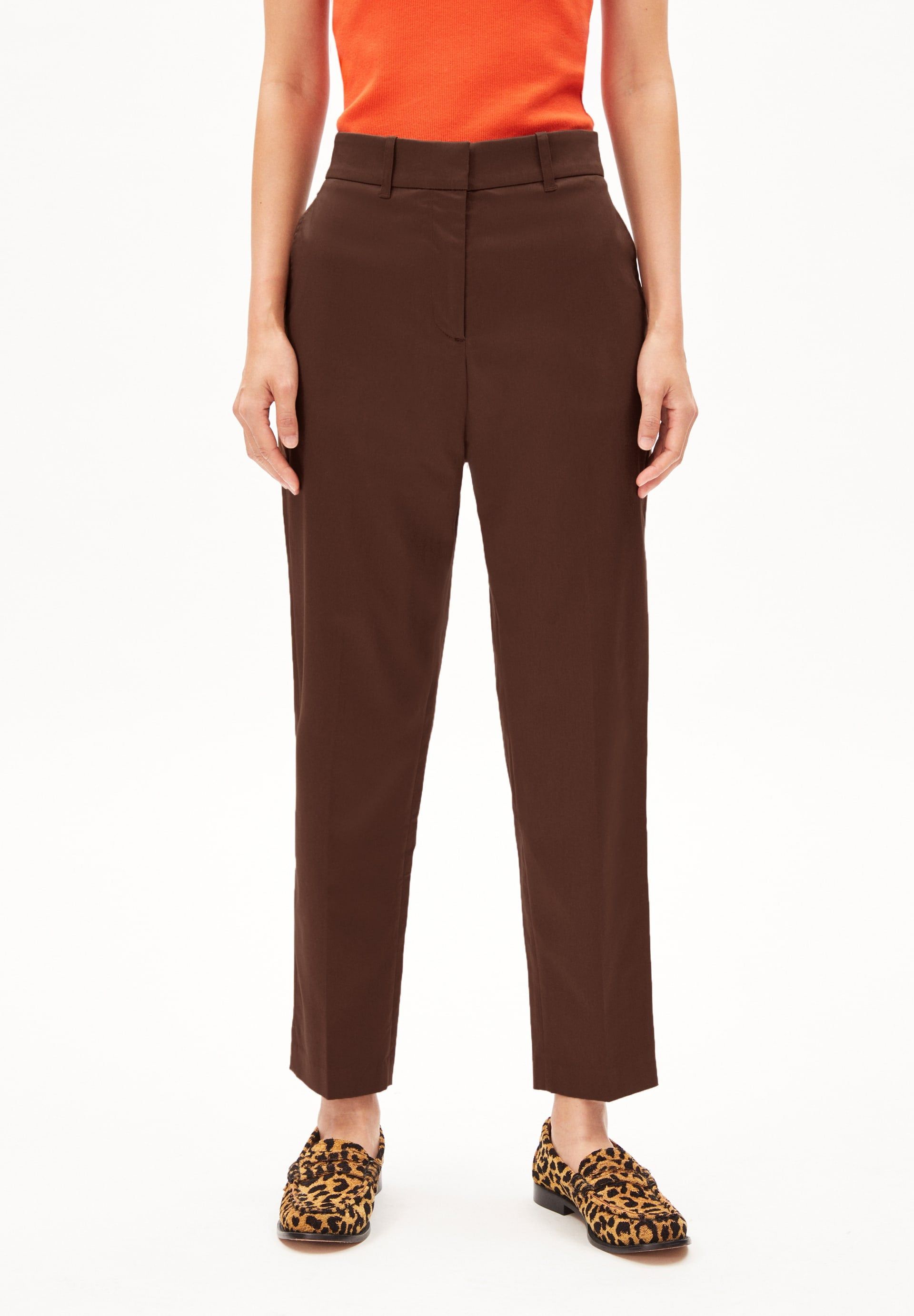 Bundfaltenhose aus Bio-Baumwolle | Braun "warmaar deep brown", Armedangels, Foto 1