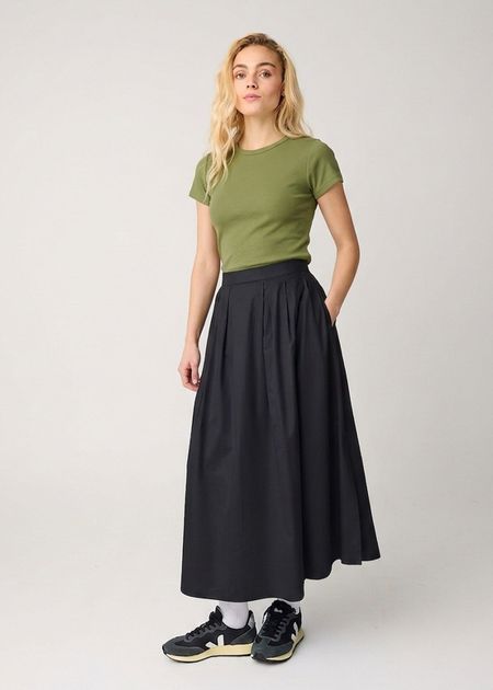 Jupe longue popeline en coton bio Organic cotton pleated skirt - black jet - Knowledge Cotton Apparel
