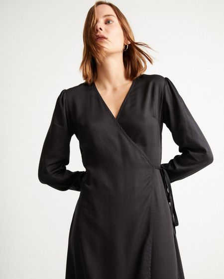 Robe cache-coeur noire en tencel - camille black, Thinking Mu, photo 2