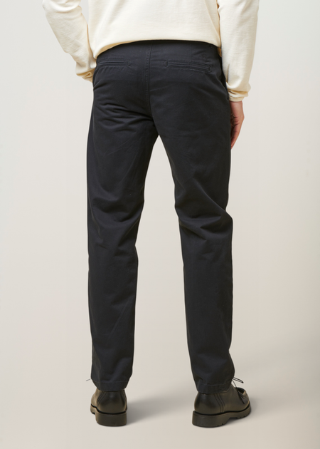 Chino droit en coton bio | noir "chuck regular twill poplin pants black jet" - Knowledge Cotton Apparel