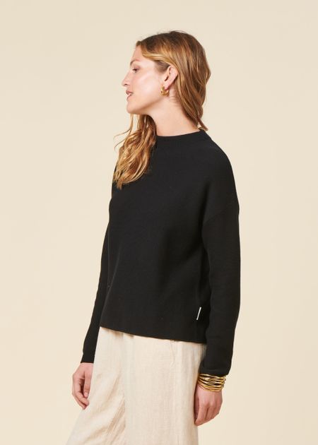 Pull ample en coton bio | noir "merinaa links links black", Armedangels, photo 3