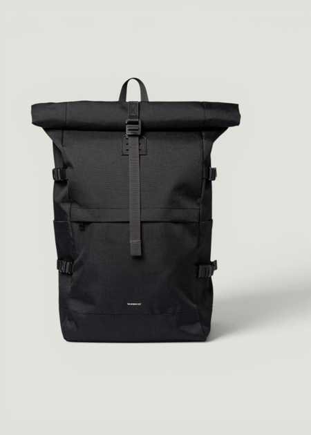 Sac à dos 26l en matières recyclées | noir "icon rolltop backpack l - black/ black with black leather", Sandqvist