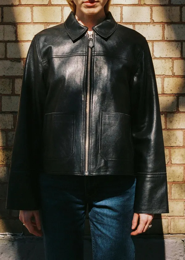 Veste en cuir tannage semi végétal | noir "anja zip jacket leather - black", Nudie Jeans