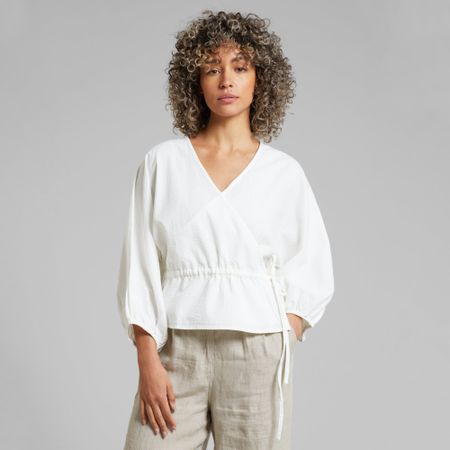 Chemisier cache-cœur en coton bio | blanc "wrap top rosenvik off-white"