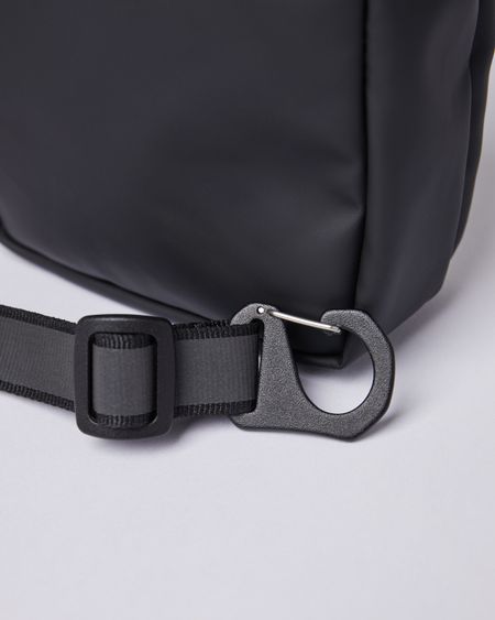 Sac à bandoulière 1l en matières recyclées | noir "poe black", Sandqvist, photo 5