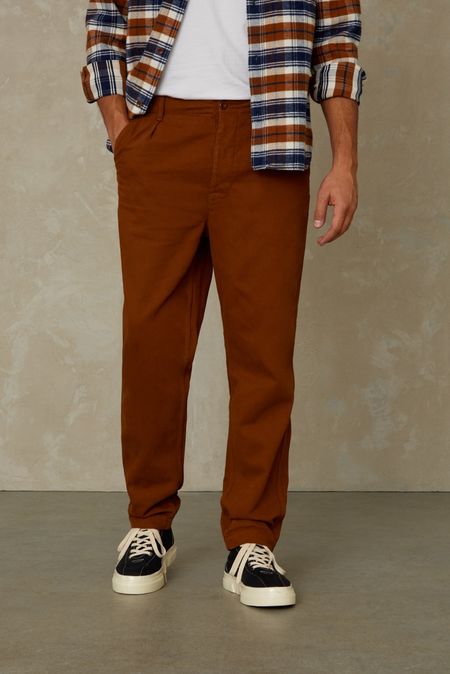 Pantalon chino droit marron en coton recyclé - aldrich cinnamon
