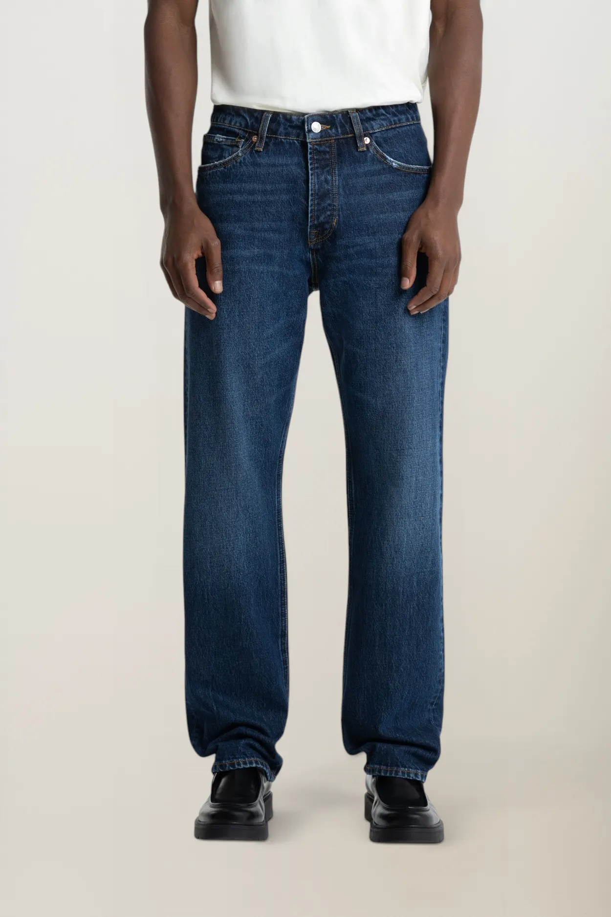 Jean droit large en coton bio | bleu foncé "Roy 15 oz. vintage worn", Kings of Indigo, photo 1