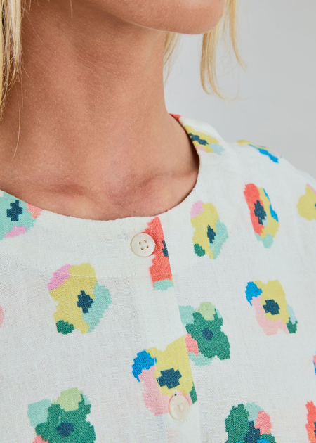 Blouse en coton bio | écru "Mini flower button up blouse" - Brava Fabrics