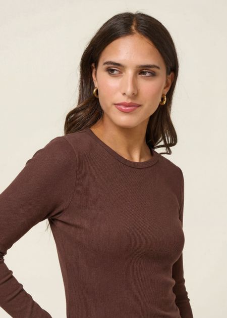T-shirt manches longues côtelé en coton bio | chocolat