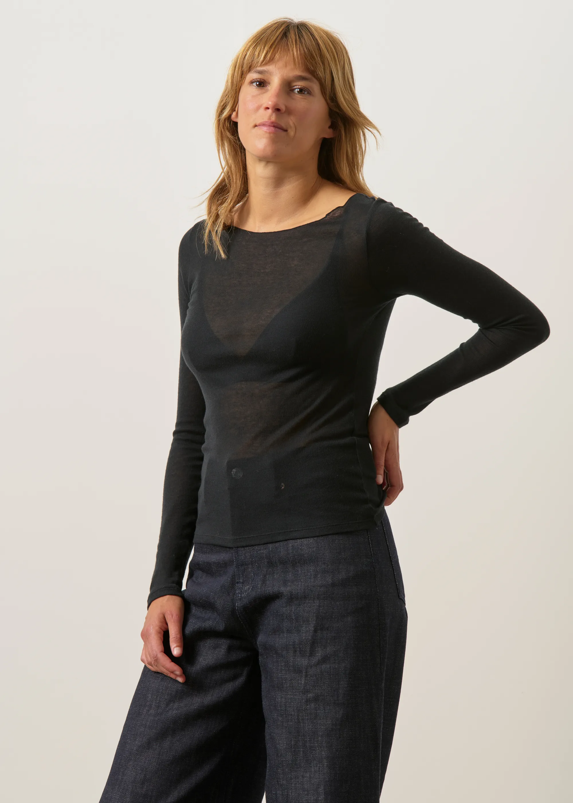 Tee-shirt seconde peau en tencel et laine mérinos  | noir "Milla", WeDressFair, photo 5