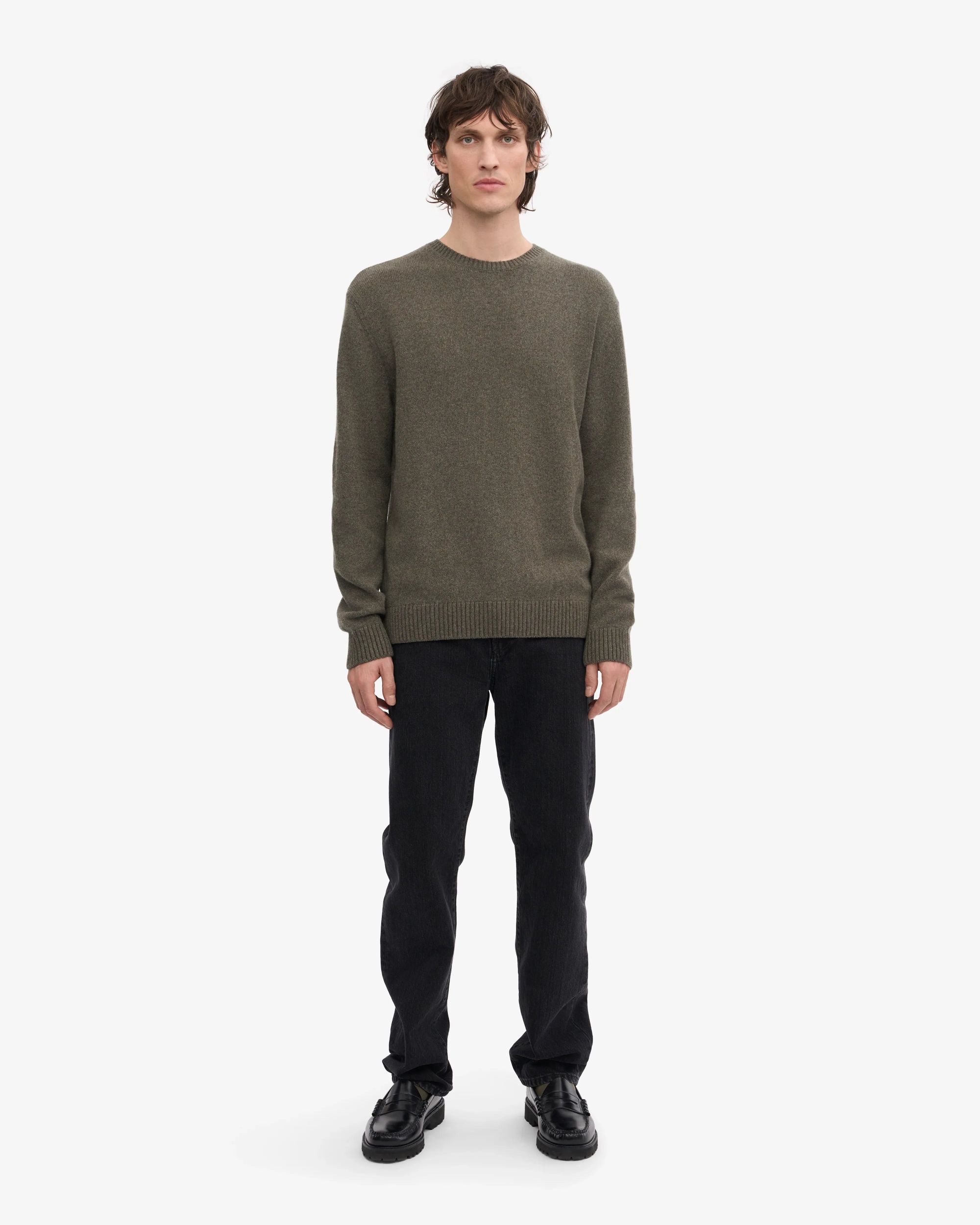 Pullover aus recycelter Merinowolle | Khaki "dusty olive", Colorful Standard, Foto 6