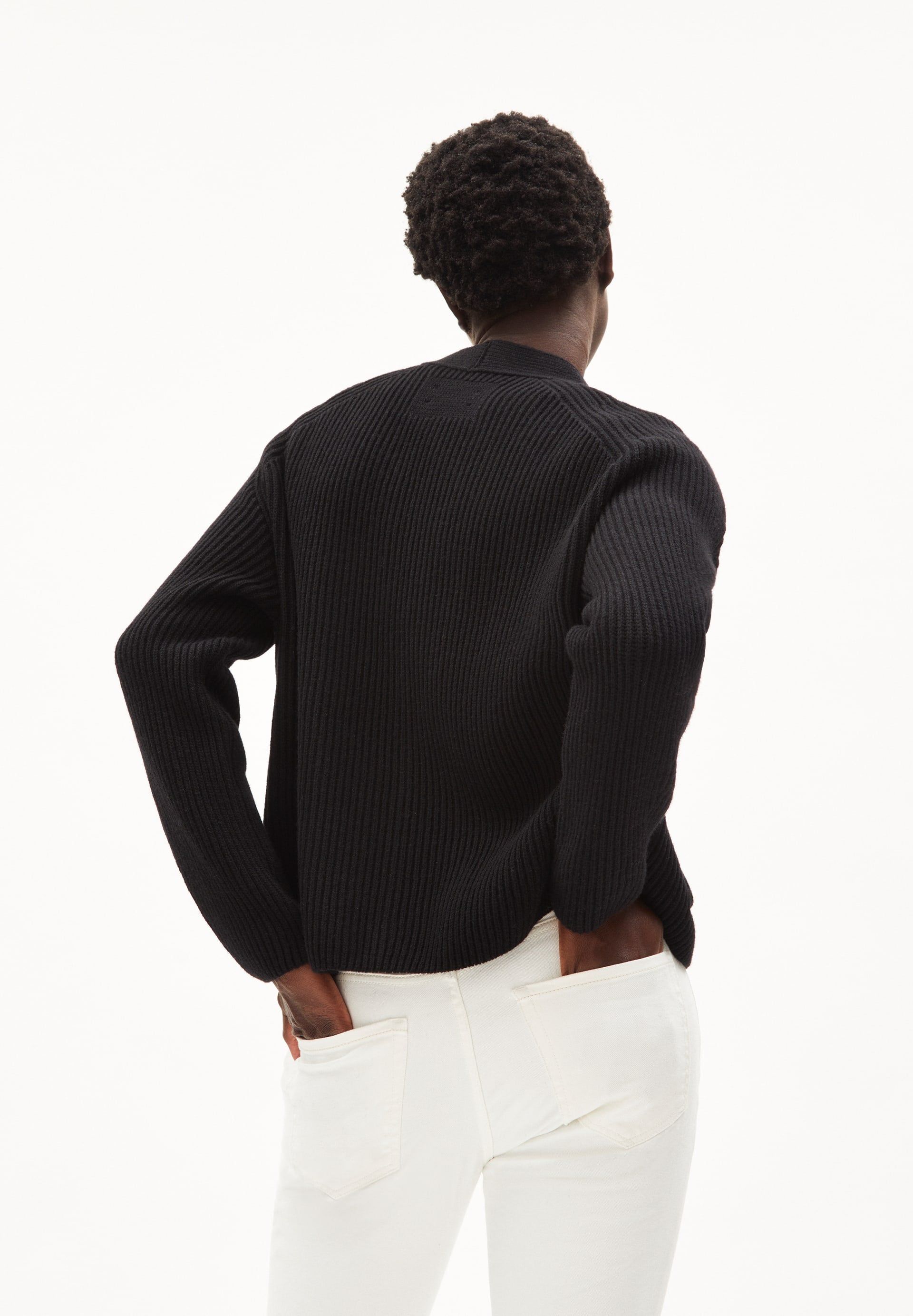 Gilet ample noir en laine bio et recyclée - naokaa black, Armedangels, photo 4