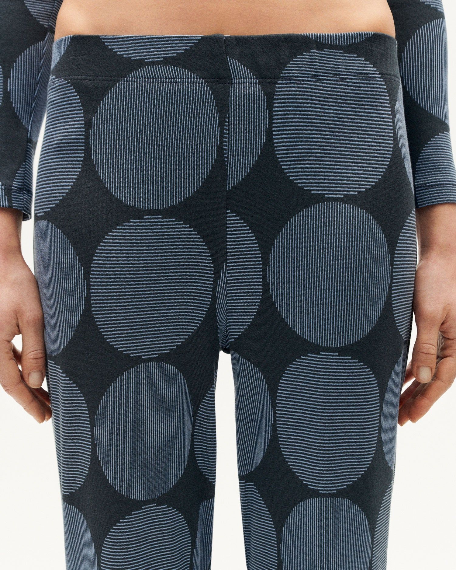 Pantalon ample en ecovero | bleu "japan naia pants blue", Thinking Mu, photo 6