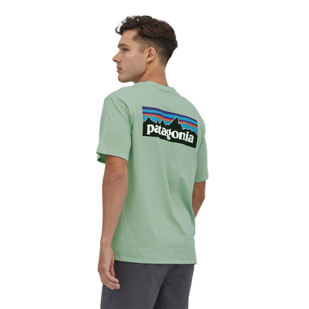T-shirt imprimé vert en recyclé - p6 logo tea green