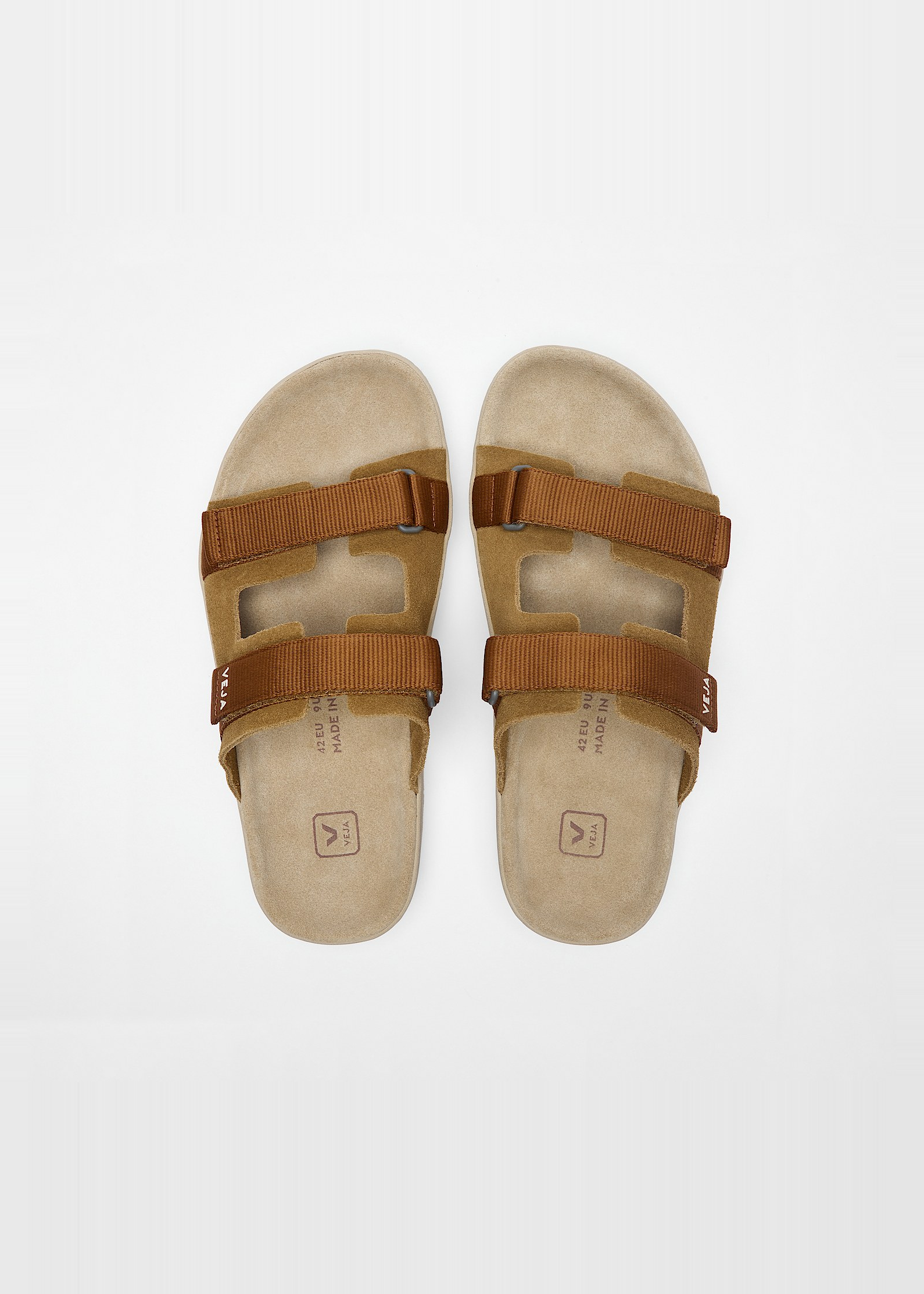Sandalen aus Veloursleder | Braun "Arpoador - tent_cognac", Veja, Foto 2