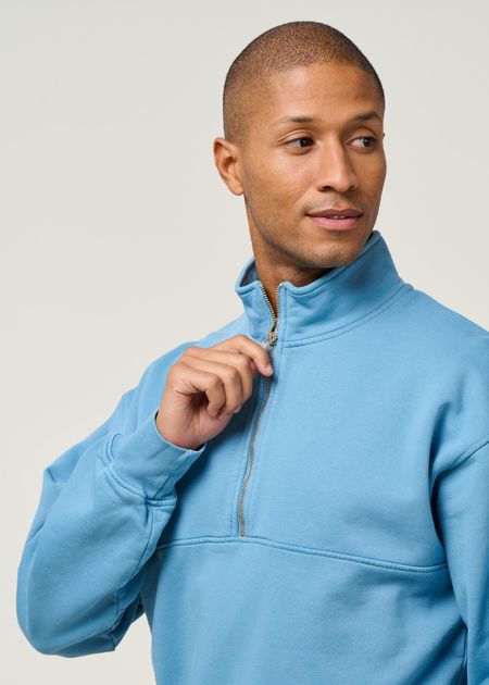 Sweat camionneur col zippé en coton bio | bleu "seaside blue" - Colorful Standard