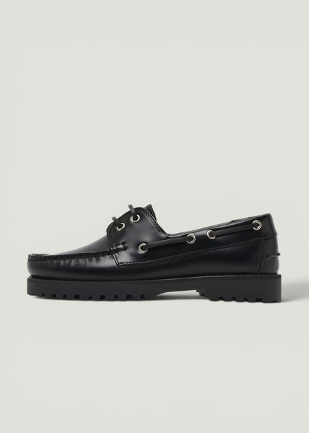 Chaussures bateau en cuir certifié | noir "ollie boat shoe - black polido leather", Garment Project, photo 1