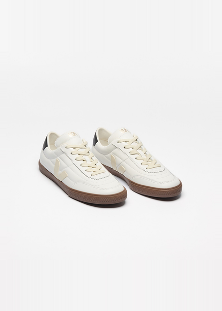 Baskets en cuir | blanc "panenka - white_black_bark" - Veja