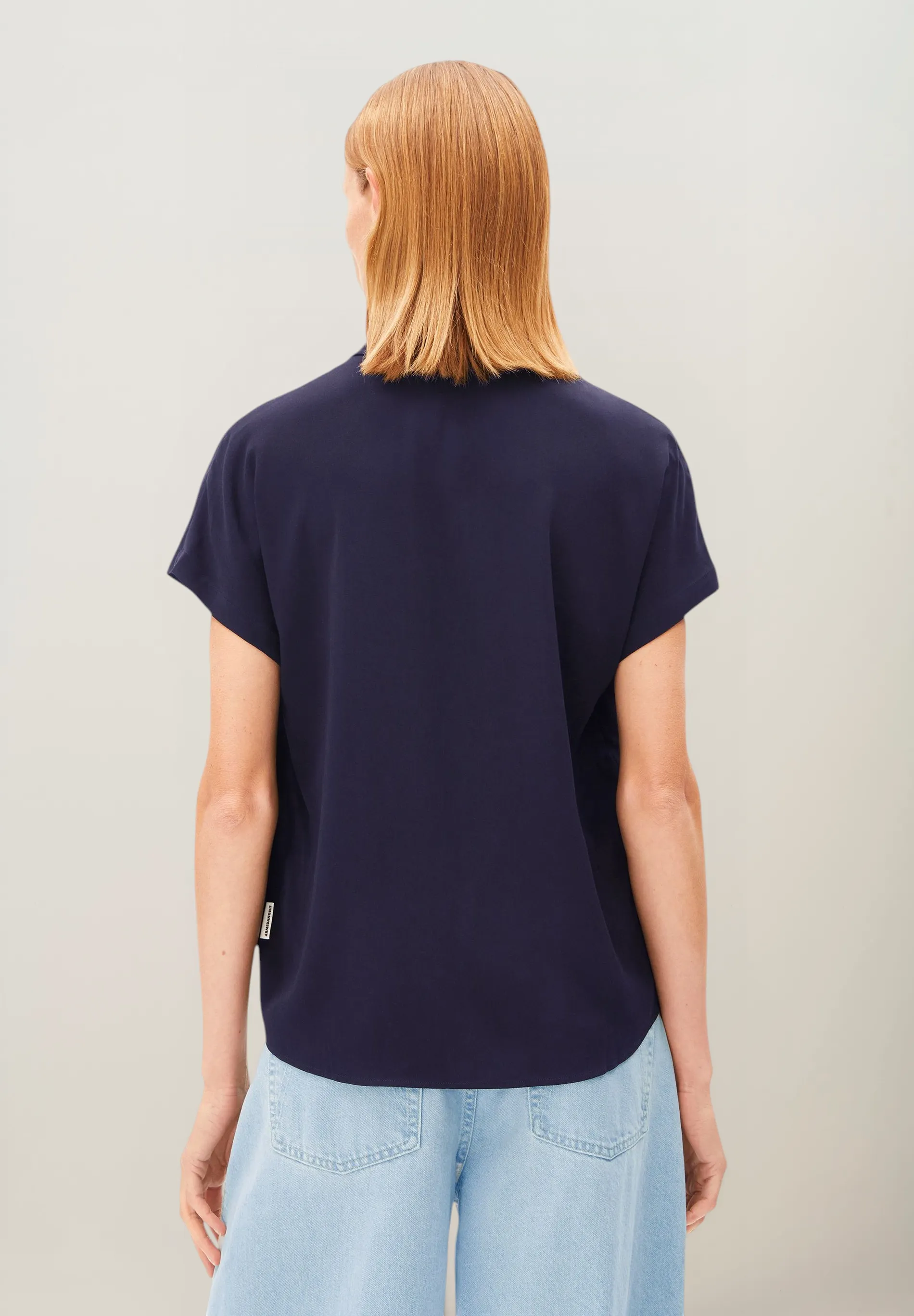Chemisier fluide en ecovero | marine "Larisaana blouse tinted navy", Armedangels, photo 2