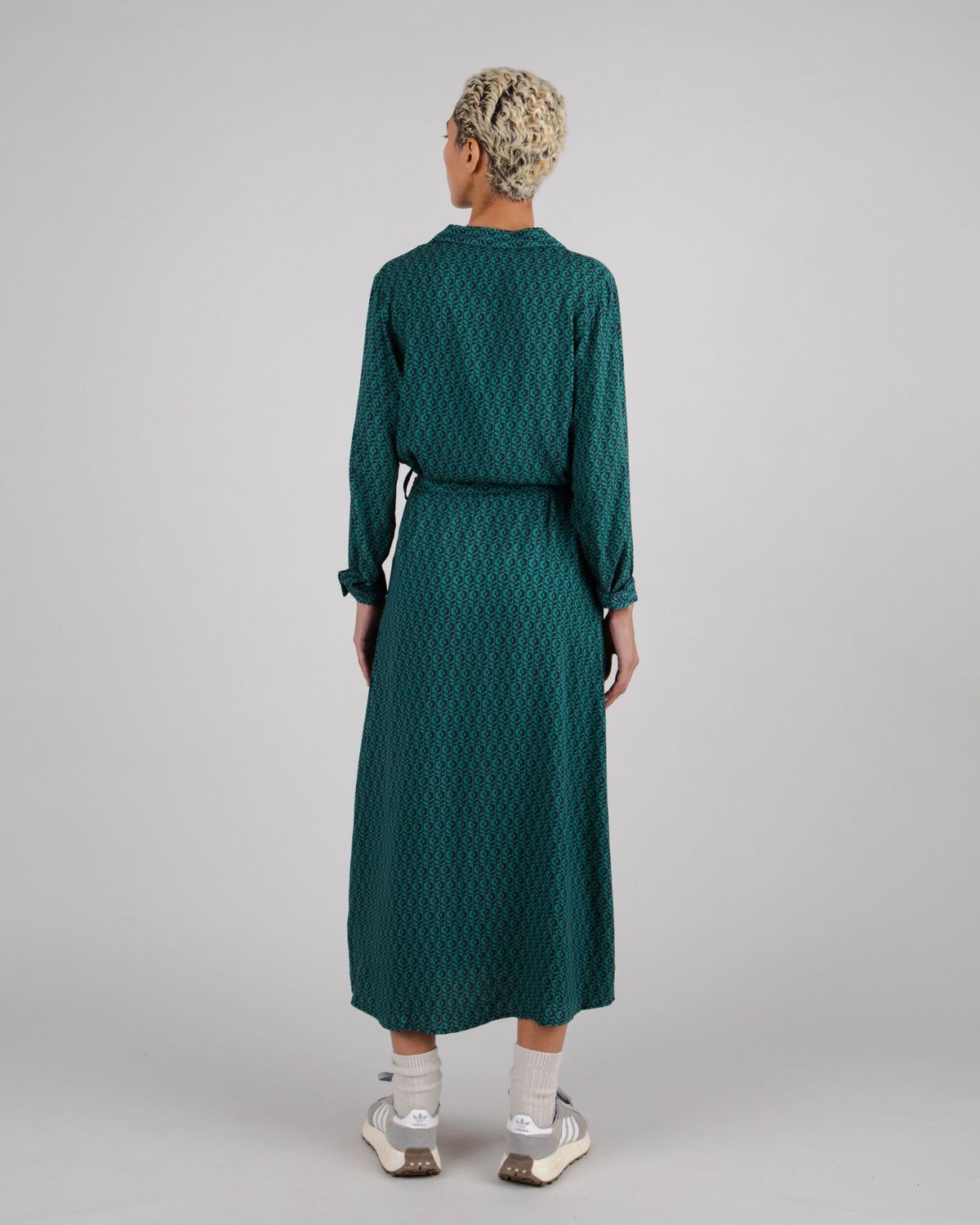 Maxikleid aus Tencel | grüner Print "sunflower vneck long sleeve dress navy", Brava Fabrics, Foto 3
